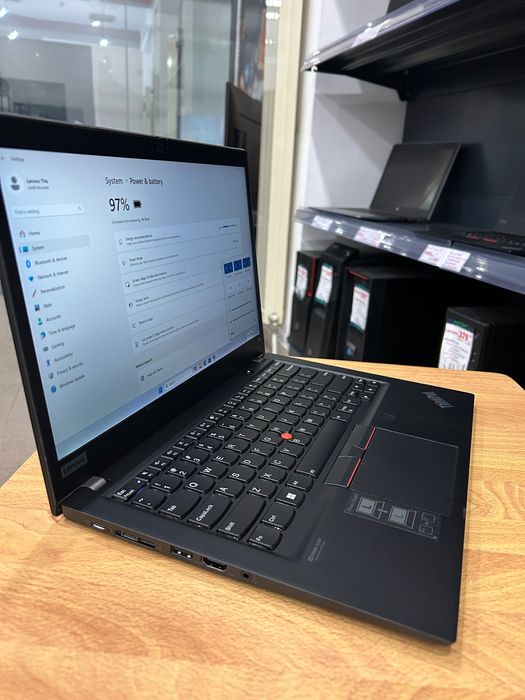 Като нов! Лаптоп Lenovo ThinkPad T14s i7/32GB/512GB ТЪЧ! ГАРАНЦИЯ