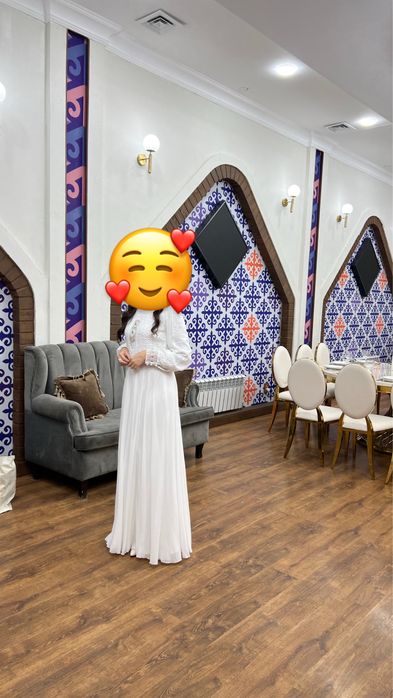 Продам платье белое