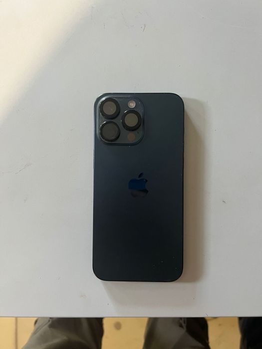 Продаю 15 про макс 256 86 процент