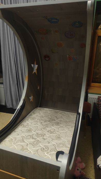 Yasatilgan detskiy krovat qimatga yasatilgan