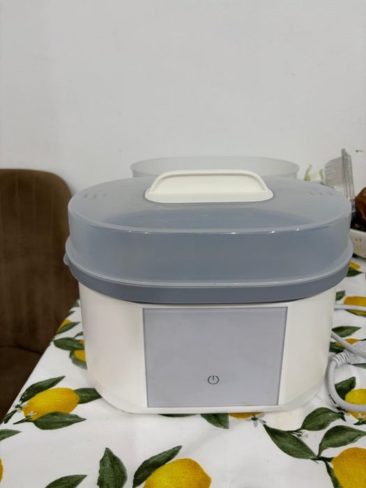 Sterilizator electric digital si uscator pentru biberoane Chicco
