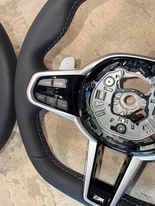 Volan M / Tesit / BMW ORIGINAL / Seria 1,3,4,5,6,7,8 / X3 / X4 / X6 / X6 / X7 / XM Distronic Traffic Jam/Incalzire/Vibratii/Padele