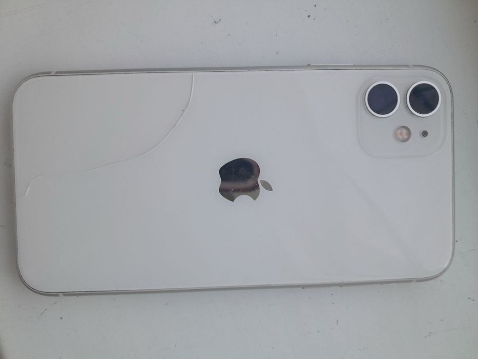 IPhone 11 white(oq)