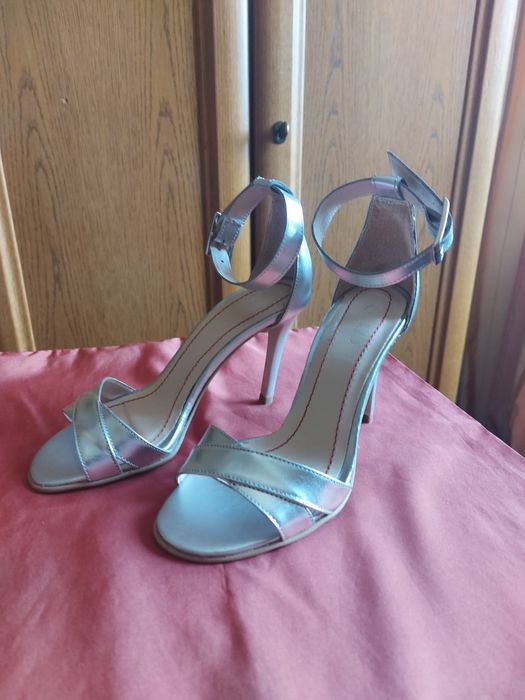 Sandale “Giulio” cu toc din piele naturala marimea 34