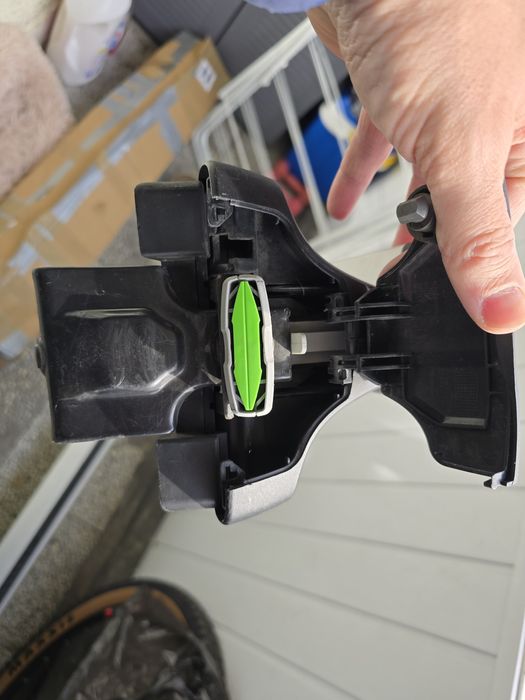 Греди Thule Wing Bar Evo 123см