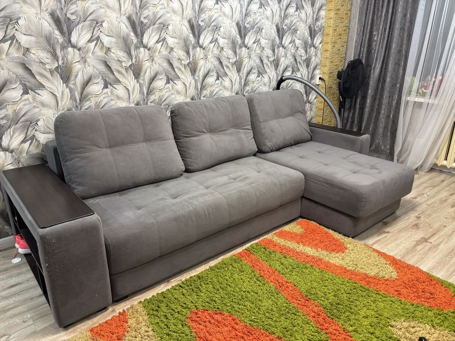 Угловой диван