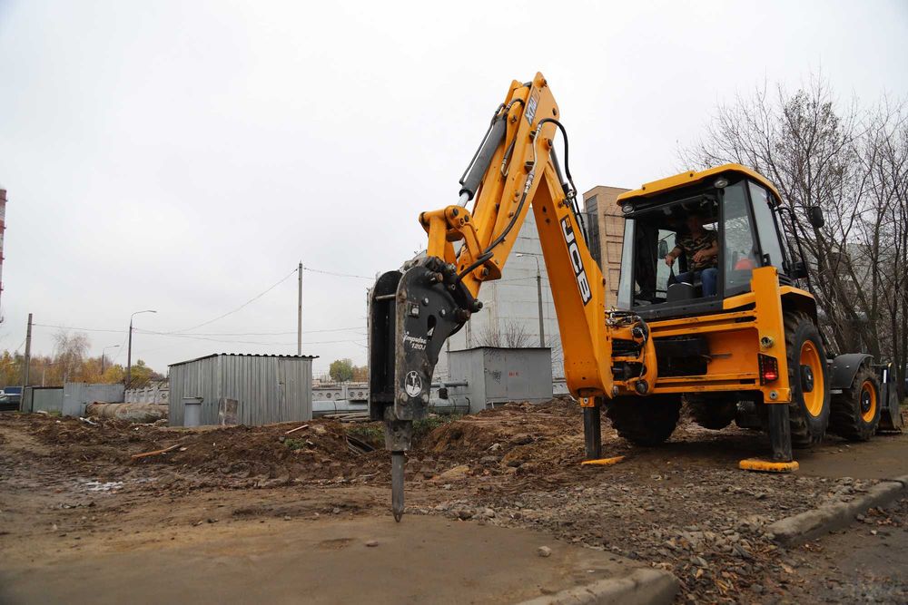 Гидромолот на JCB