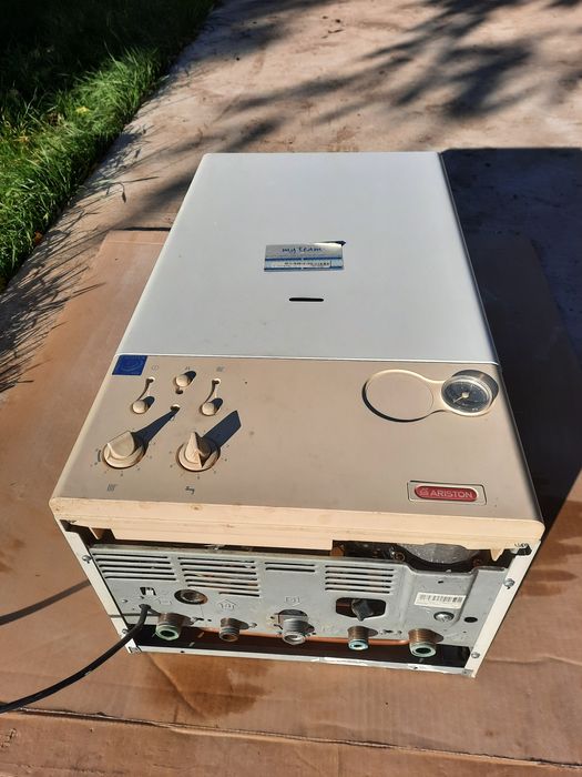 Centrala termica Ariston