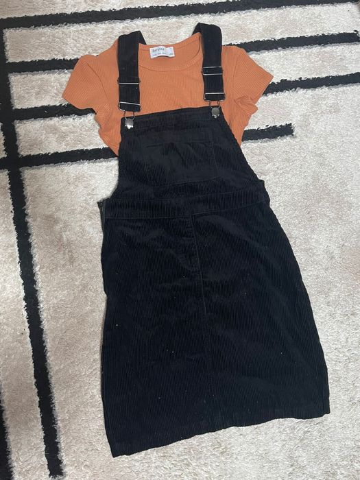 Sarafsn dama + tricou Bershka