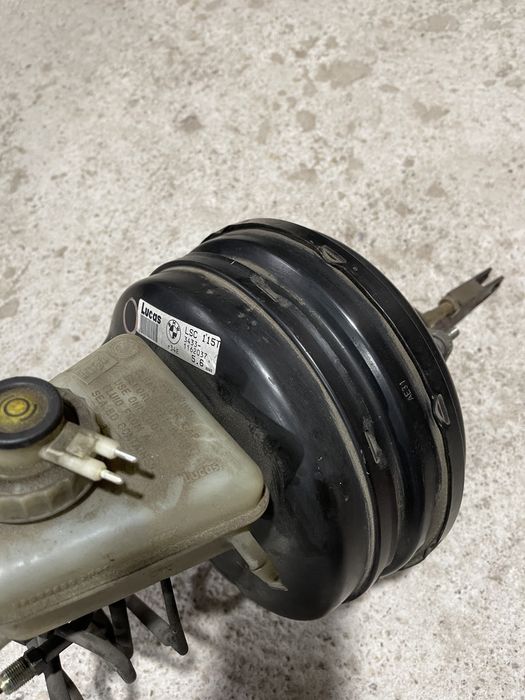 Двойной вакум на BMW e34