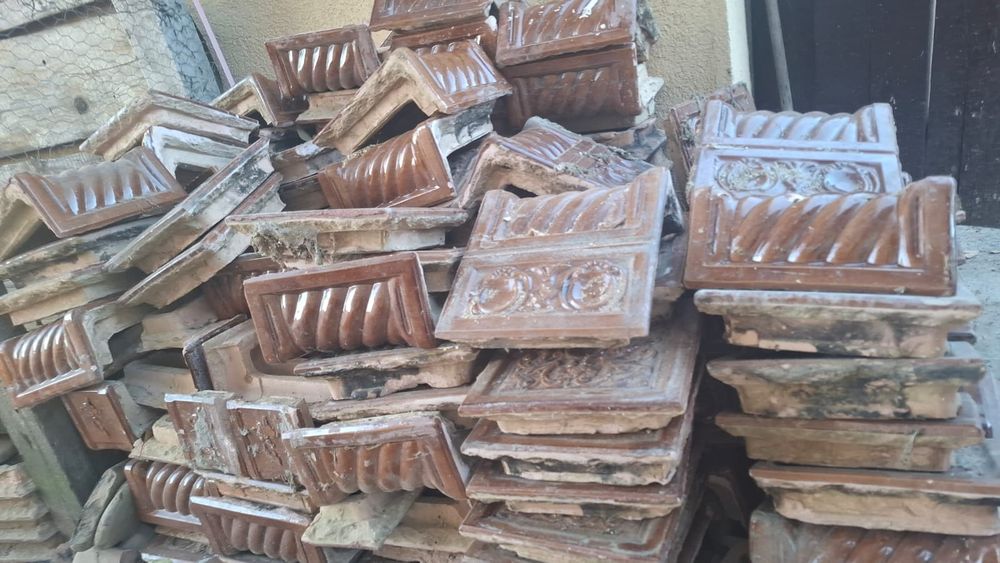 Teracota în stare foarte buna