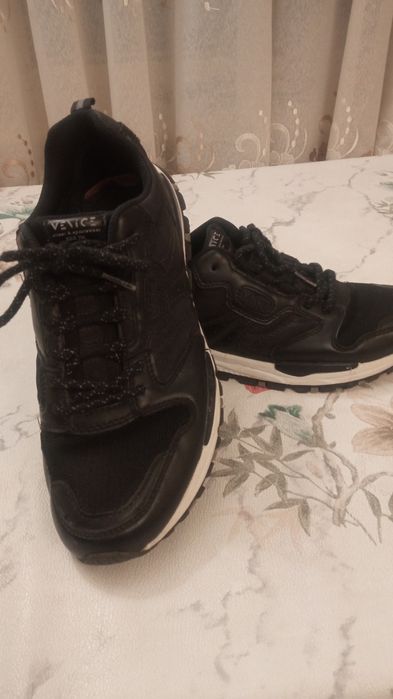 Мужские кросовки б/у