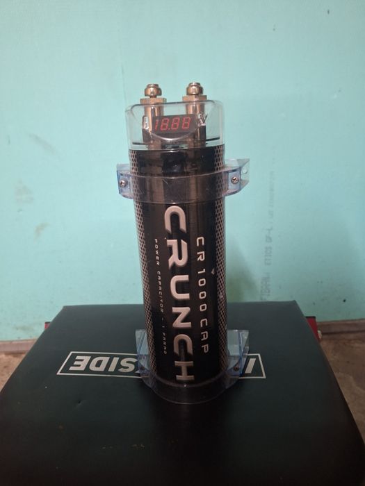 Авто кондензатор Crunch