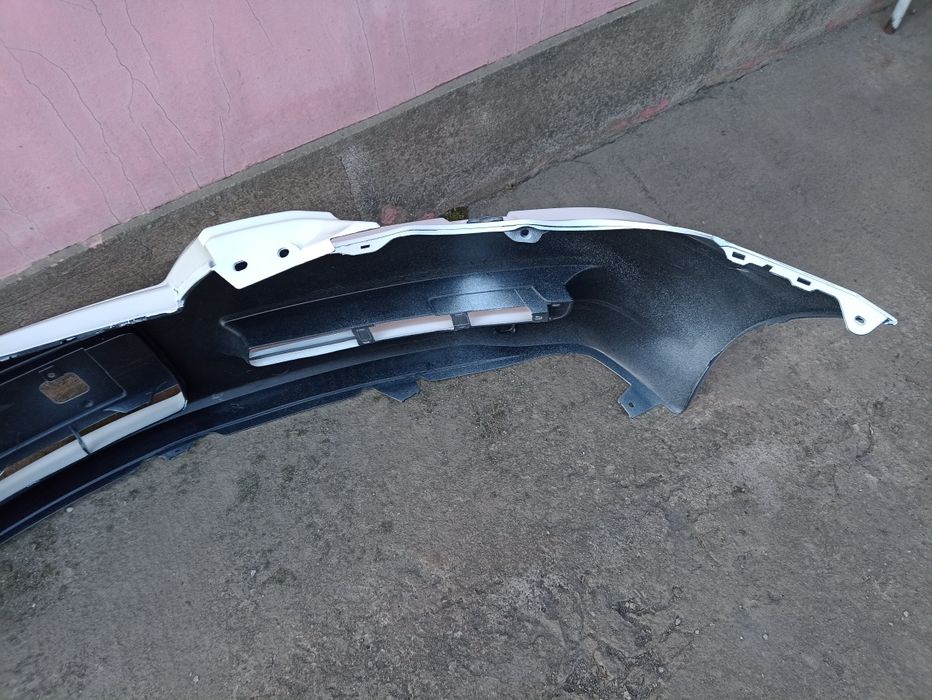 Bara față mercedes