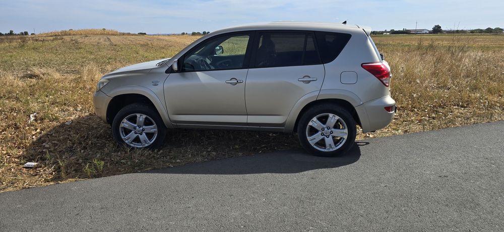 Toyota rav 4     2.2 diesel