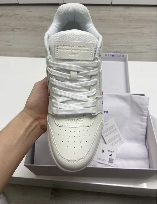 Off white office