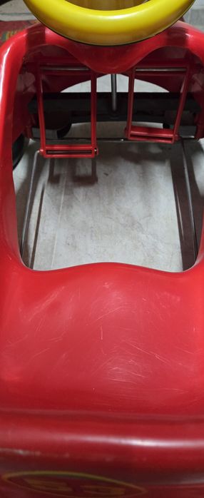 Детска количка с педали