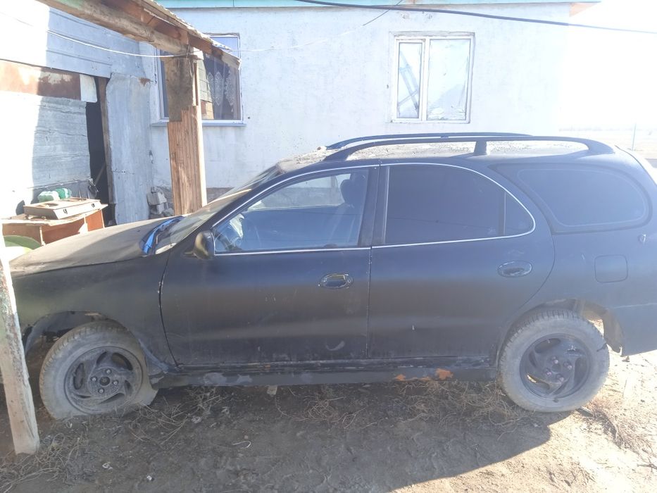 Машина hundai Lantra 2.0 обьем