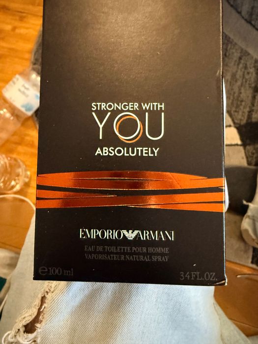 Vând parfum original