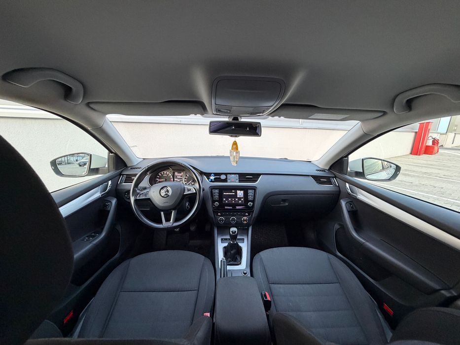 SKODA Octavia 2013 — imagine 5