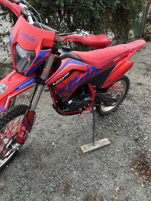Vând cross de 300cc 4t