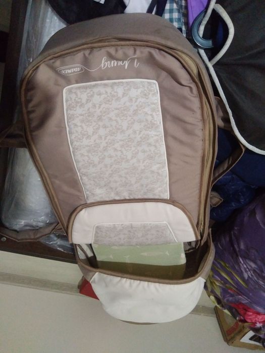 Коляска с люлкой