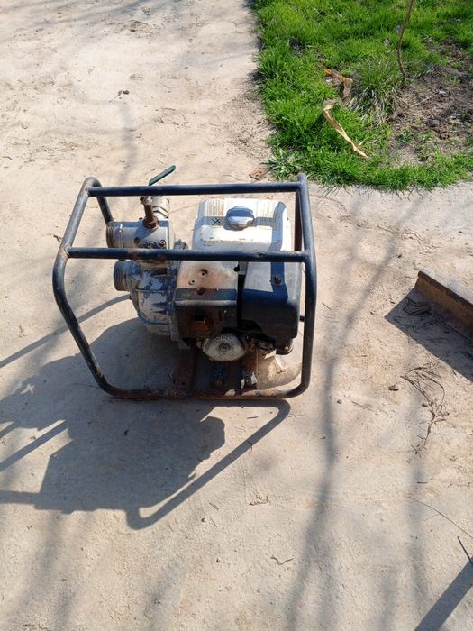 бинзинлик насос сотилади