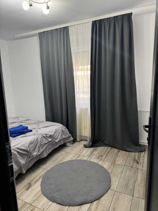 Apartament de închiriat pentru sezonul estival