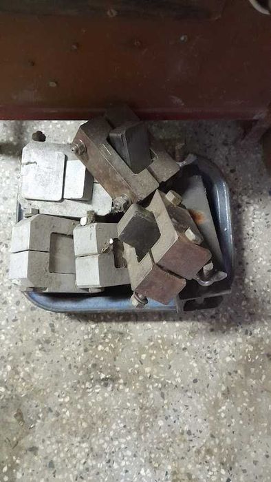 Преса за изпичане на златарски матрици