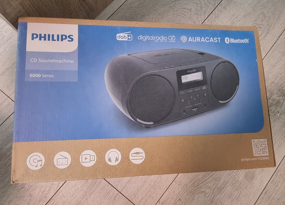 Радио касетофон Philips