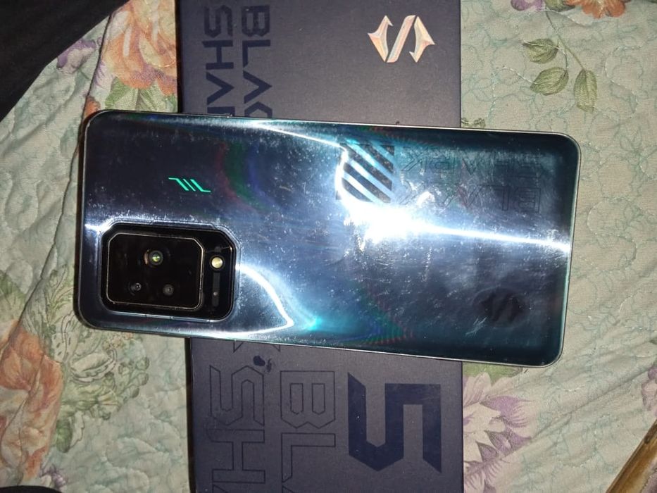Xiaomi Black shark 5