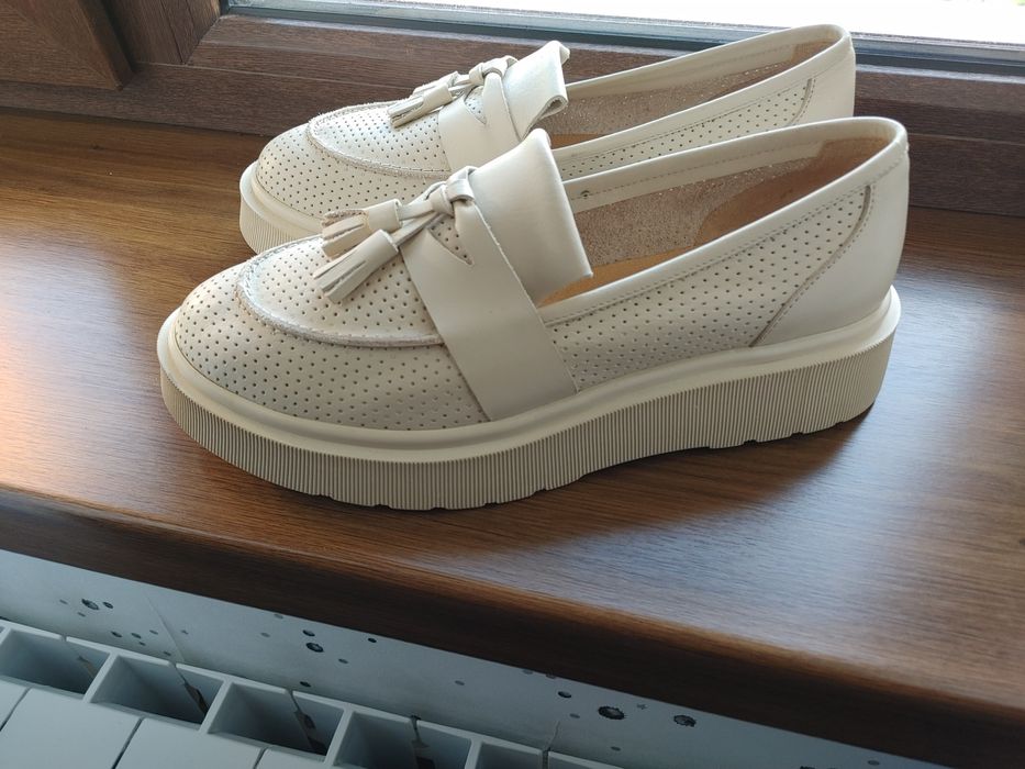 Расспродажа женской обуви