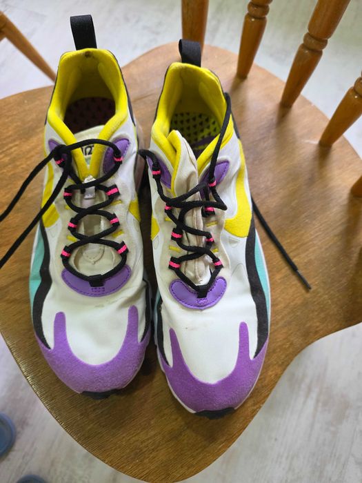 Маратонки Nike шарени