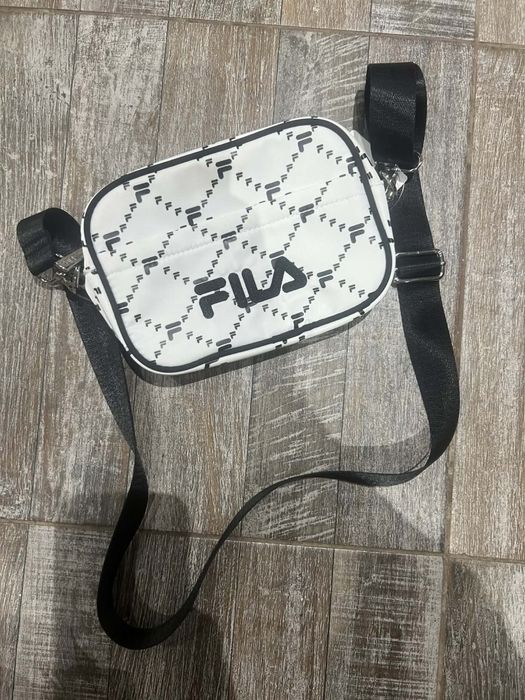 Дамски чанти.