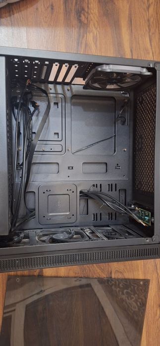 Carcasa PC Gaming Segotep