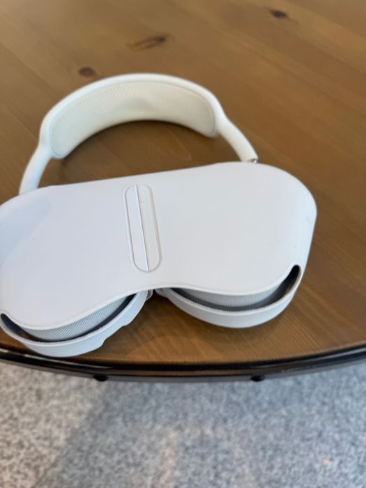 AirPods Max (1-е поколение) в идеале!
