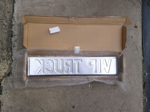 Металлическая табличка VIP TRUCK