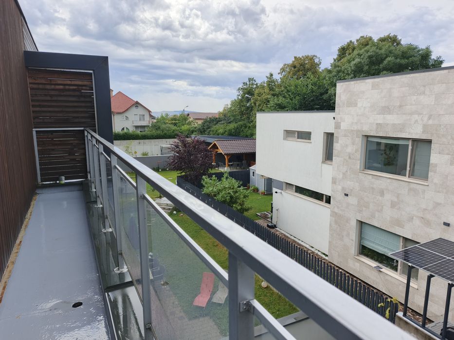 Închiriez duplex Europa/Zorilor