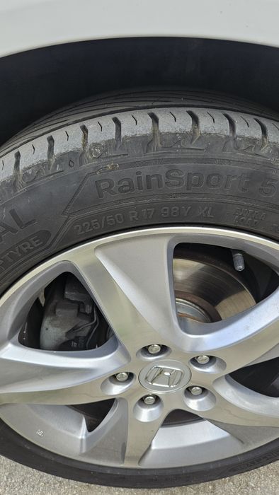 Гуми  Uniroyal RainSport 5 225/50 R17 98Y XL