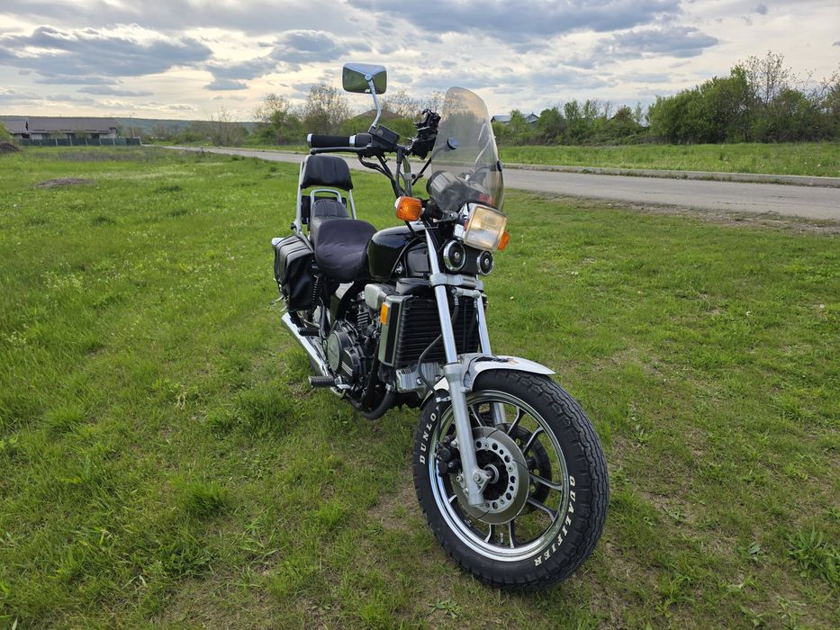 Honda Magna V45 (1984) – Import Canada – Un Muscle-Cruiser Autentic