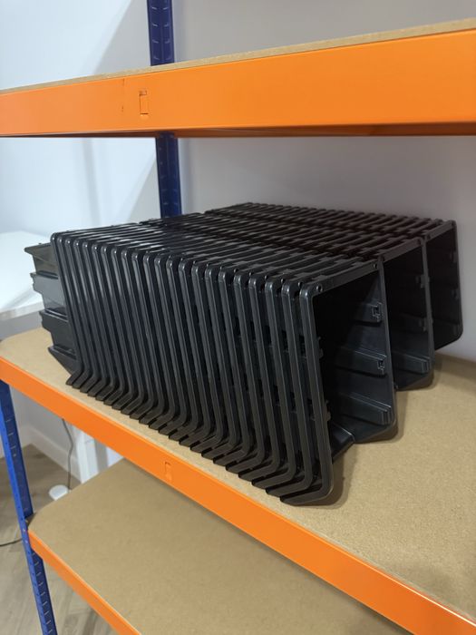 Стифираща кутия / контейнери / 75 броя за 50€