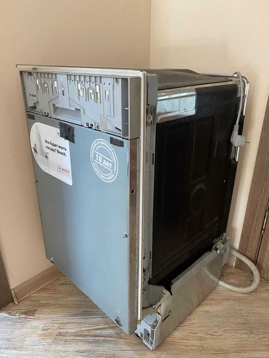 Посудомоечная машина Bosch SPV43M00RU (встраиваемая, б/у)