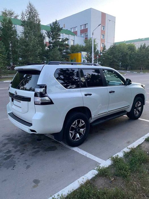Toyota Land Cruiser Prado 2014 г.