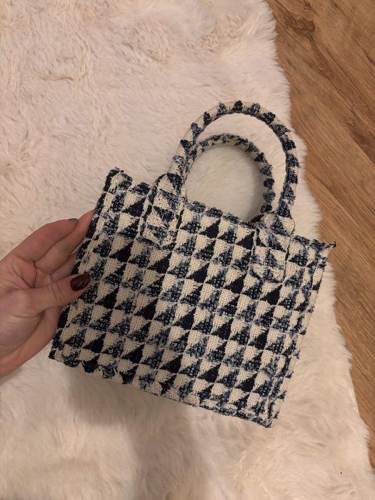 Малка чантичка H&M