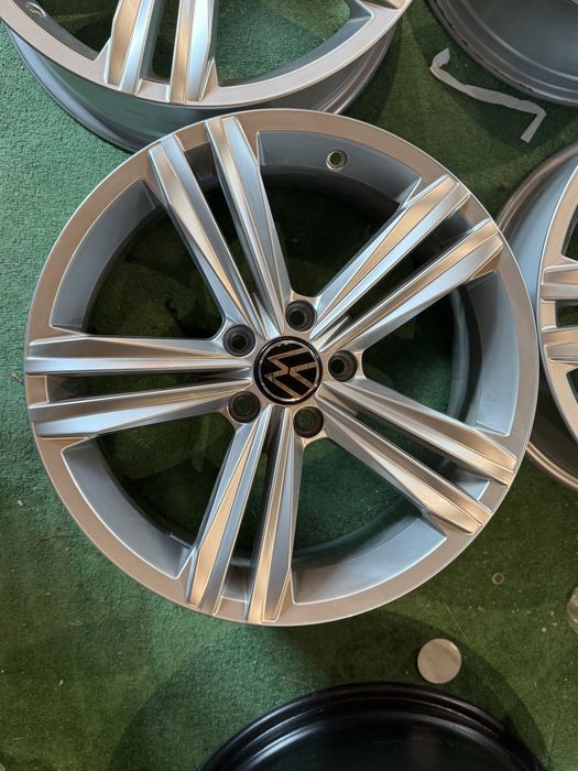 Jante Aliaj 5x112 originale VW Tiguan II Sebring 18” – ca noi