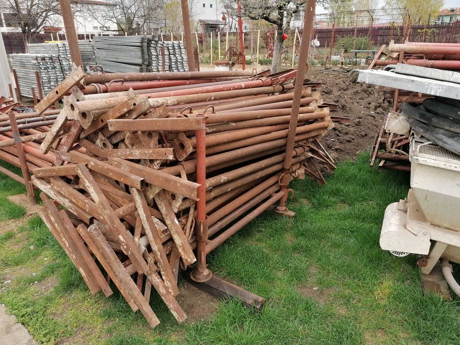 Vând popi metalici proveniență Italia