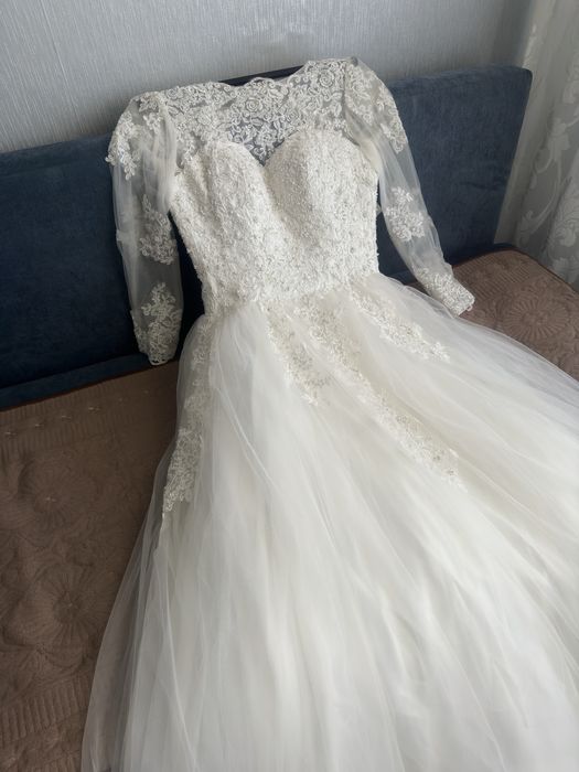 Продам свадебное платье