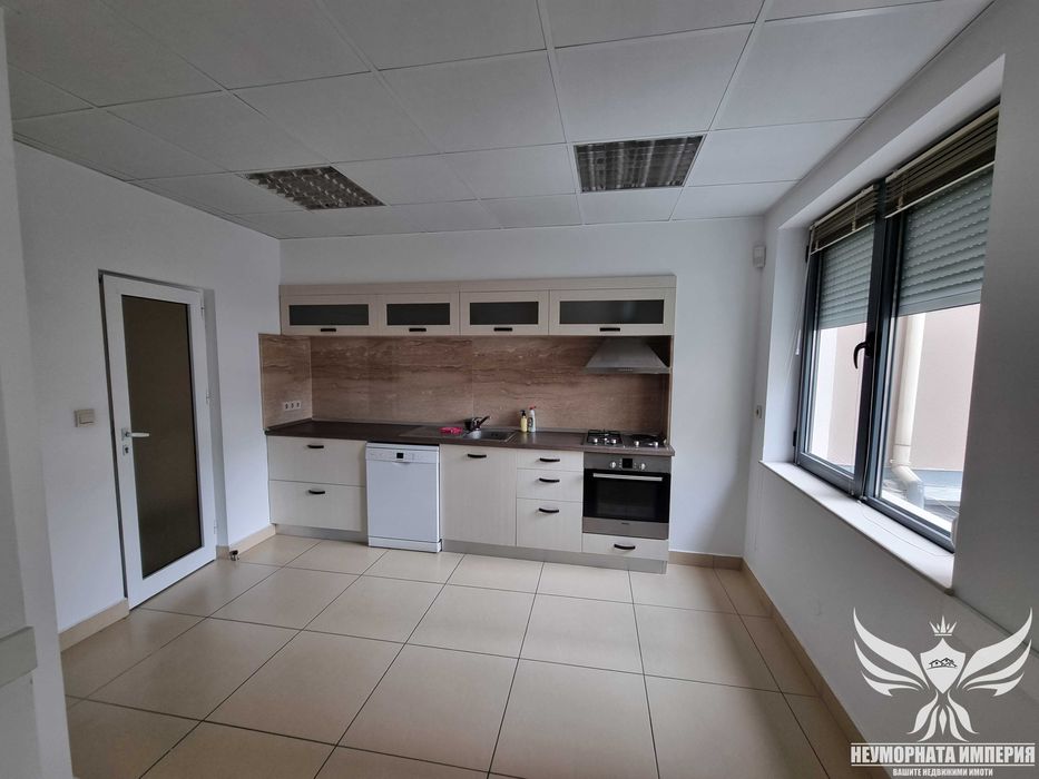 Дава се под наем Магазин в Асеновград - 465 кв.м за 996.03 € - Снимка #11