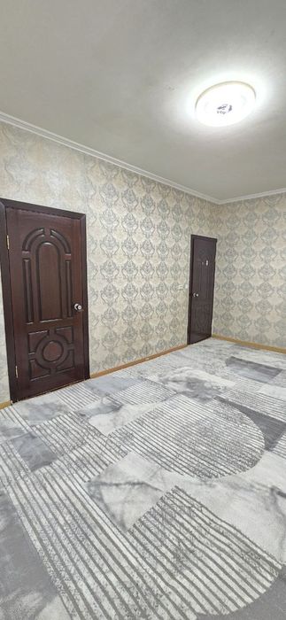 Продаётся квартира Чиланзар 7 квартал 1/4/4 панель без балкона