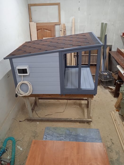 Утеплённая будка для собаки